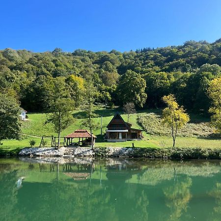 Vikendica Krupa Na Vrbasu Villa Баня Лука Екстериор снимка