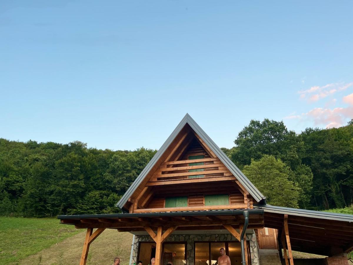 Vikendica Krupa Na Vrbasu Villa Баня Лука Екстериор снимка
