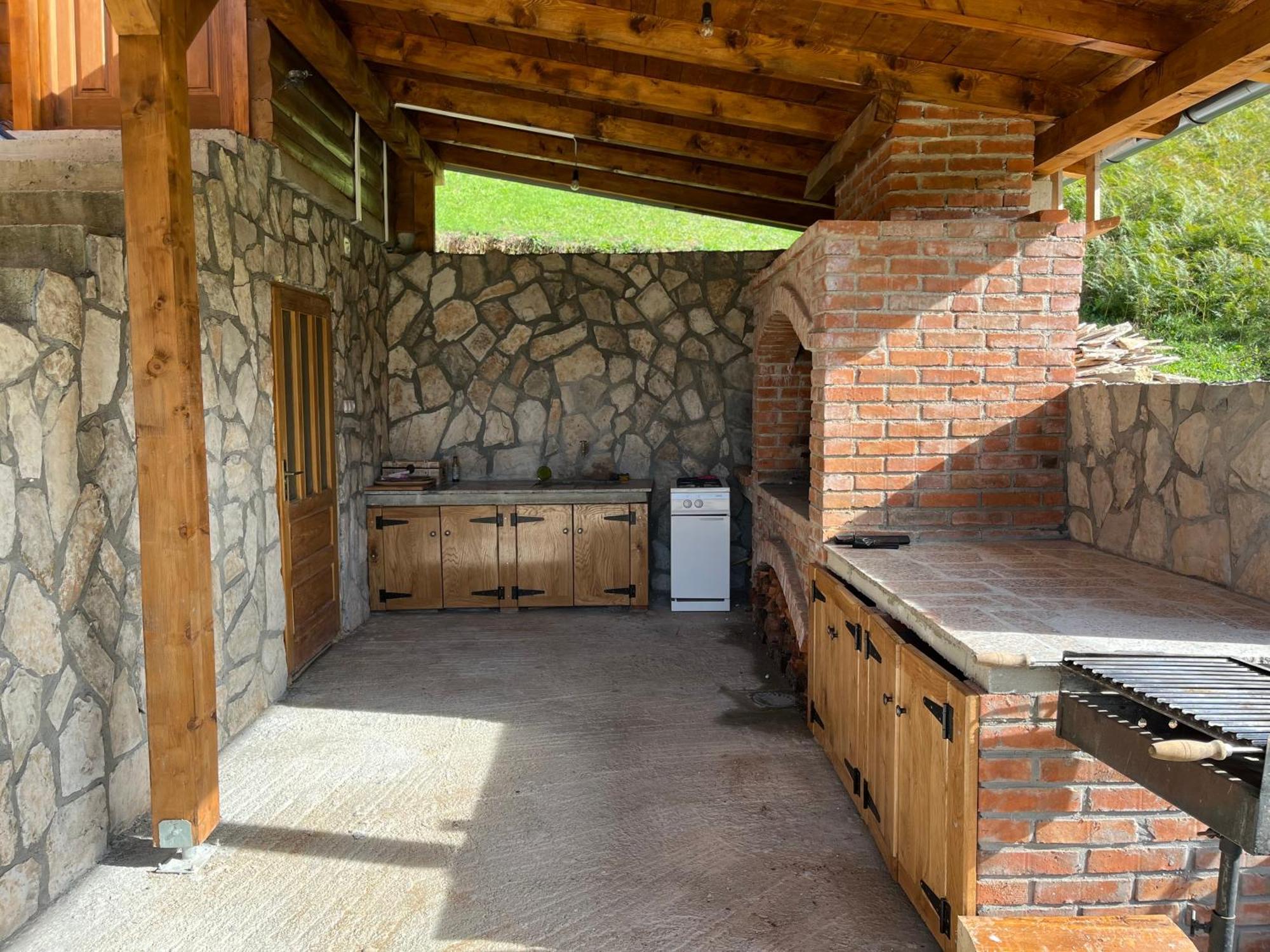 Vikendica Krupa Na Vrbasu Villa Баня Лука Екстериор снимка